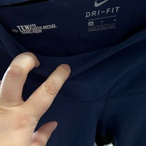 Navy blue Nike running leggings